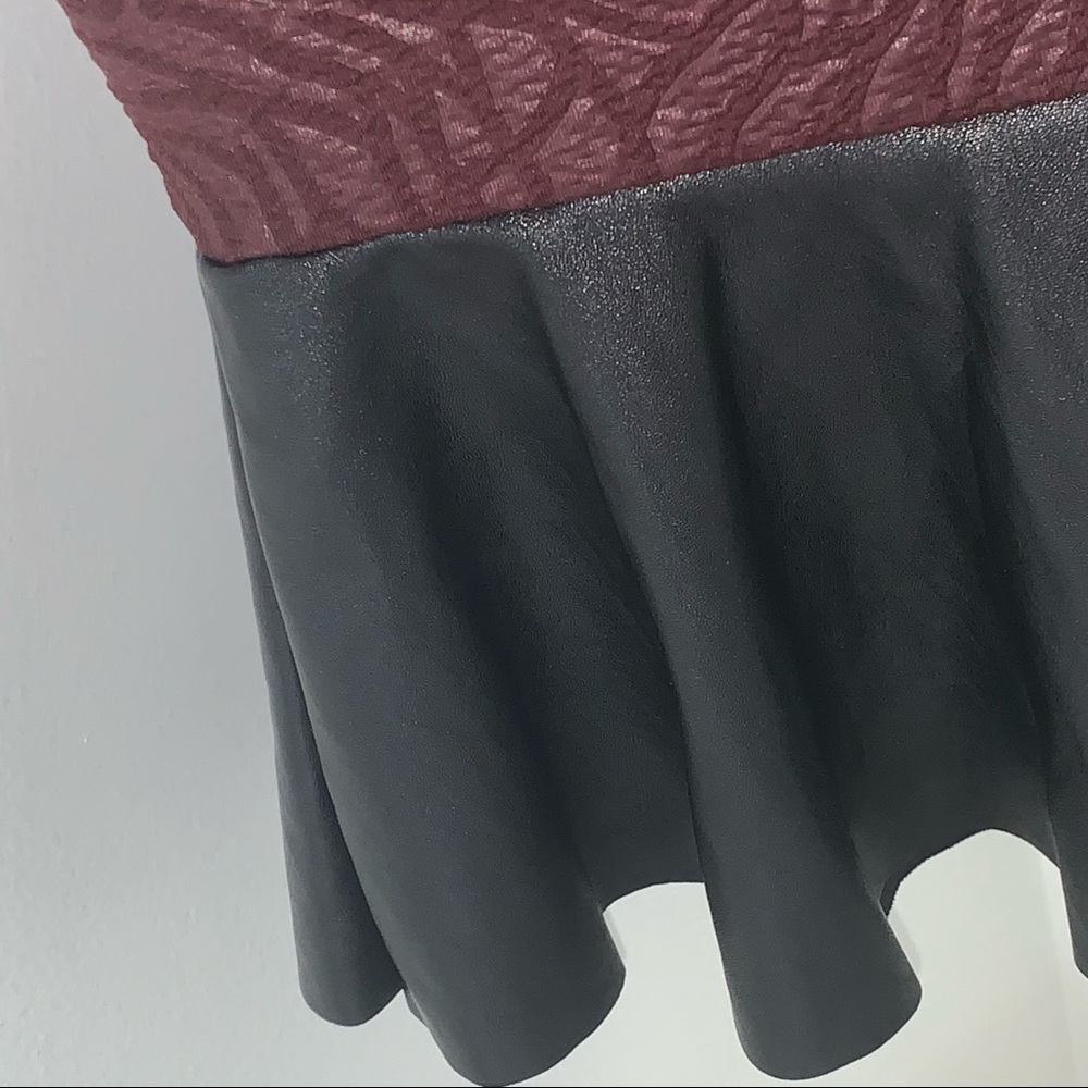 Charlotte Russe Peplum Top - Picture 4 of 8